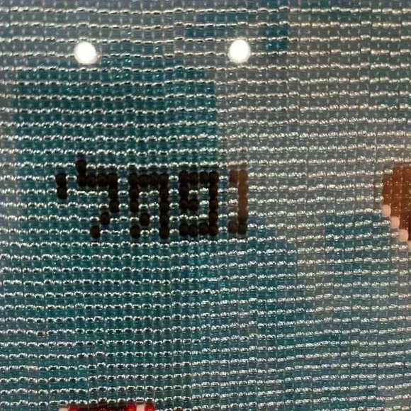 Beautiful frame beaded artwork picture of a reindeer, professionally framed. - Picture 6 of 6